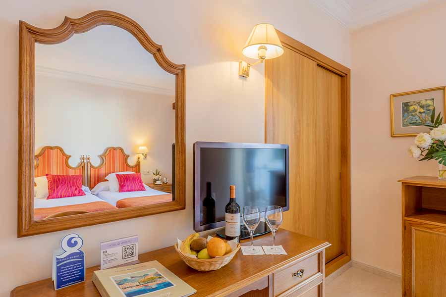 Standard mit Balkon hotel miramar mallorca