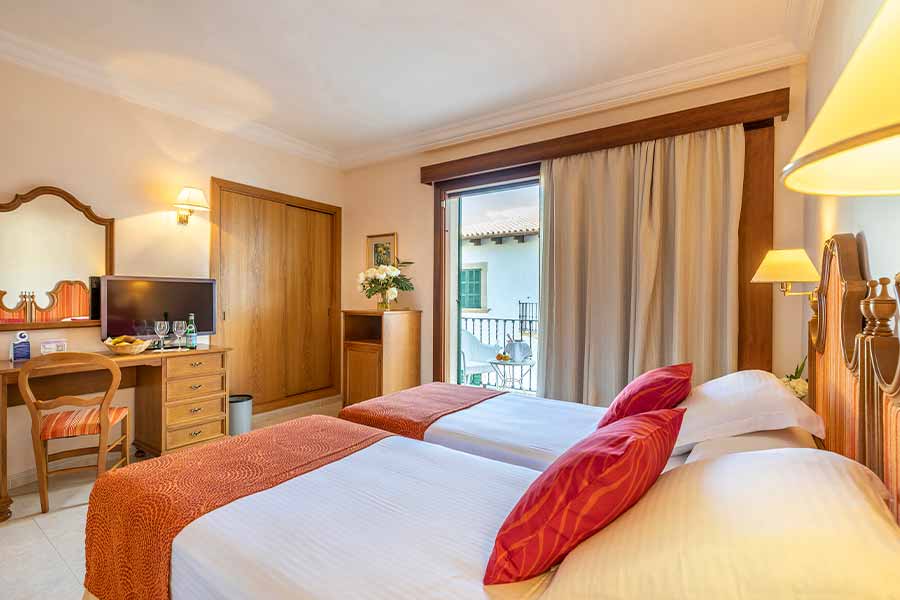 doble estandar balcon hotel miramar mallorca doble estandar balcon hotel miramar mallorca