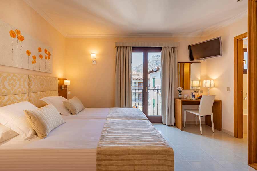 standard room hotel miramar mallorca